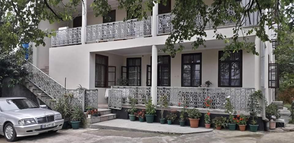 Guest House Lia Ts'ikhisdziri Luaran gambar